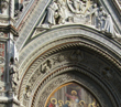 Duomo, above main portal detail